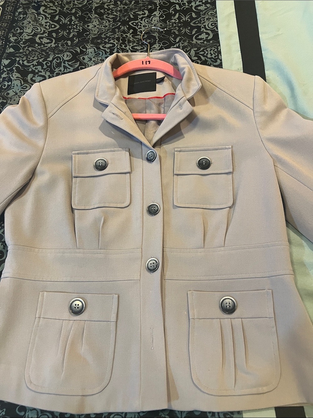 BERN AND MORT Cream Button-Front Pocket Blazer